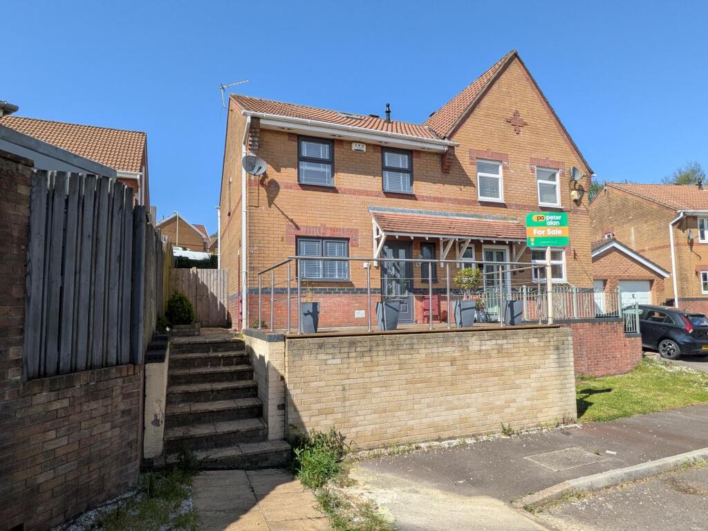 Main image of property: Elm Wood Drive, Tonyrefail, Porth