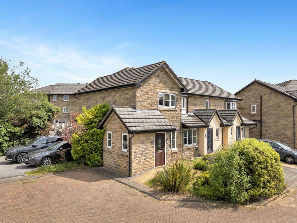 Main image of property: Baildon Way, Skelmanthorpe, HD8 9GY