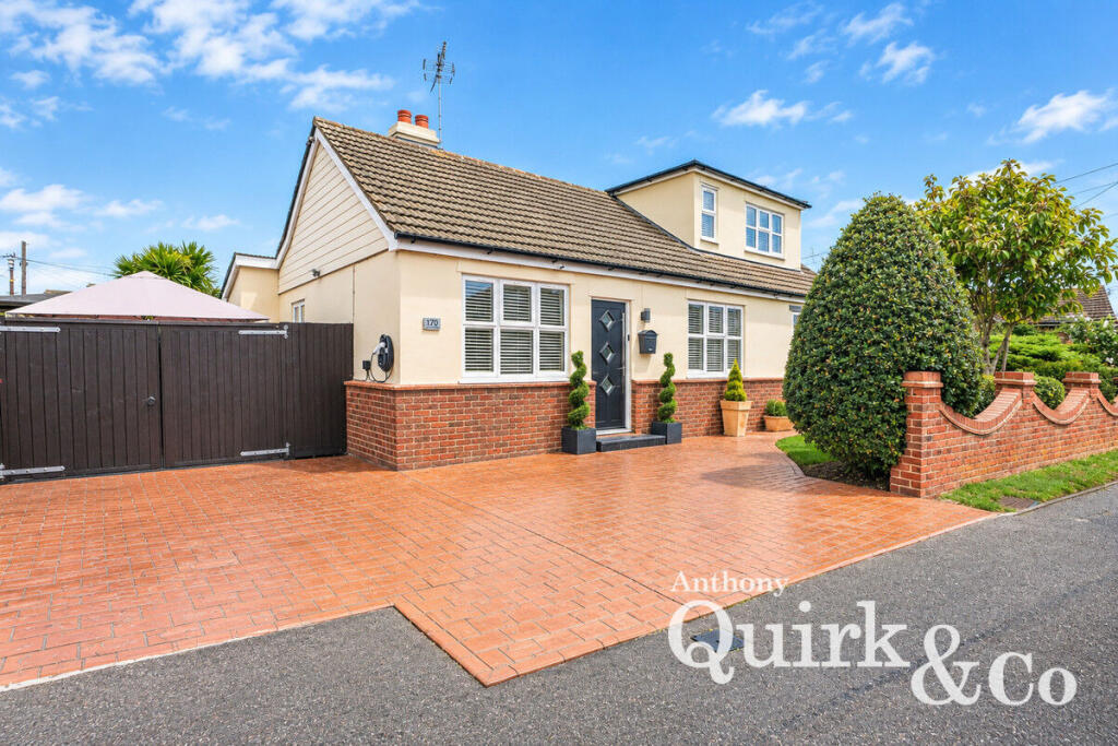 House in Southend-on-Sea - View 2