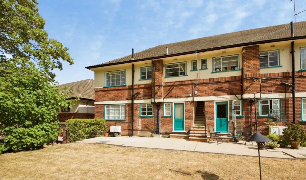 Main image of property: Glenhill Close, Finchley, N3