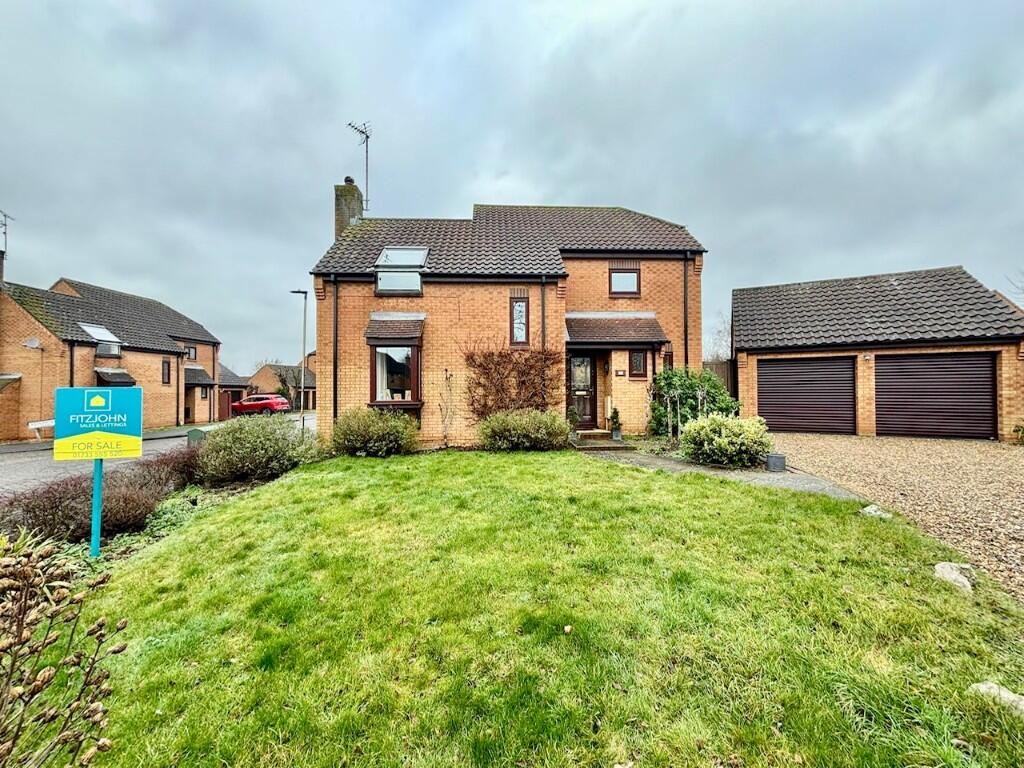 3-bed detached on Vetchfield, Orton Brimbles, Peterborough, Cambridgeshire, PE2, £440,000