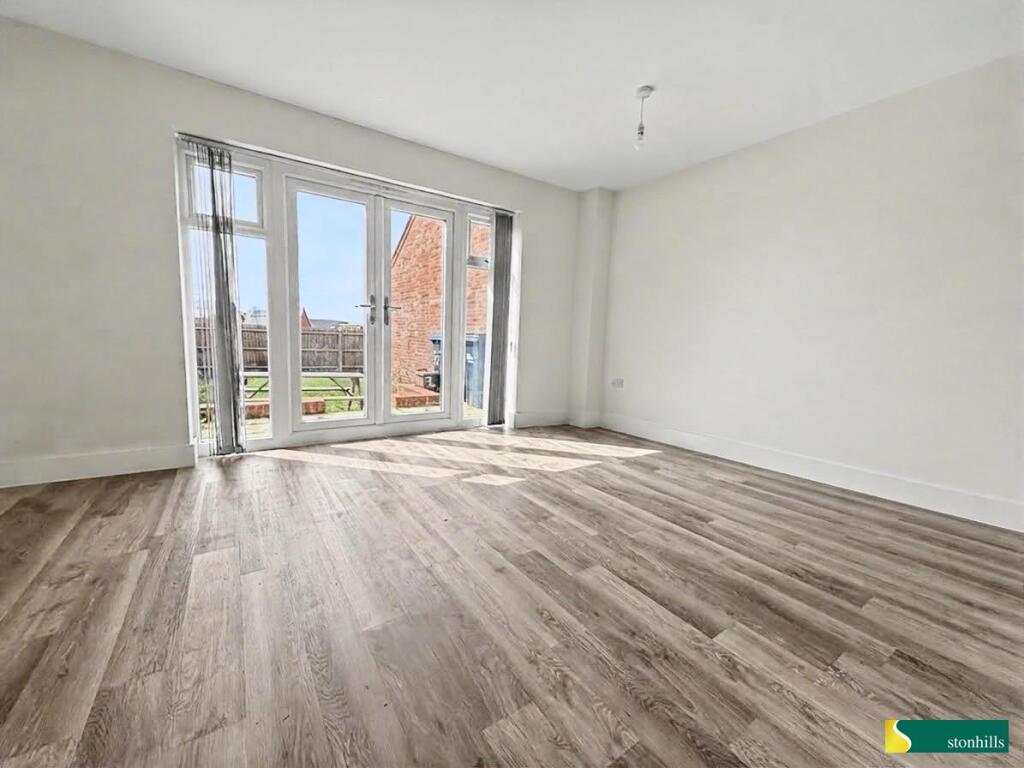 House in Northampton, Boughton - View 3