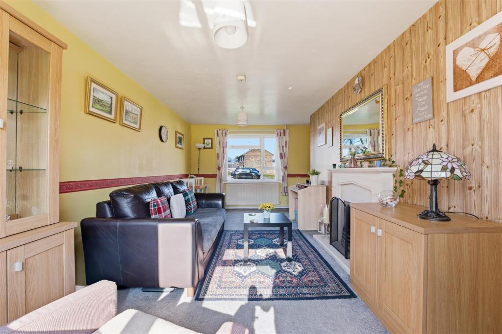 House in North East Derbyshire, North Wingfield - View 5