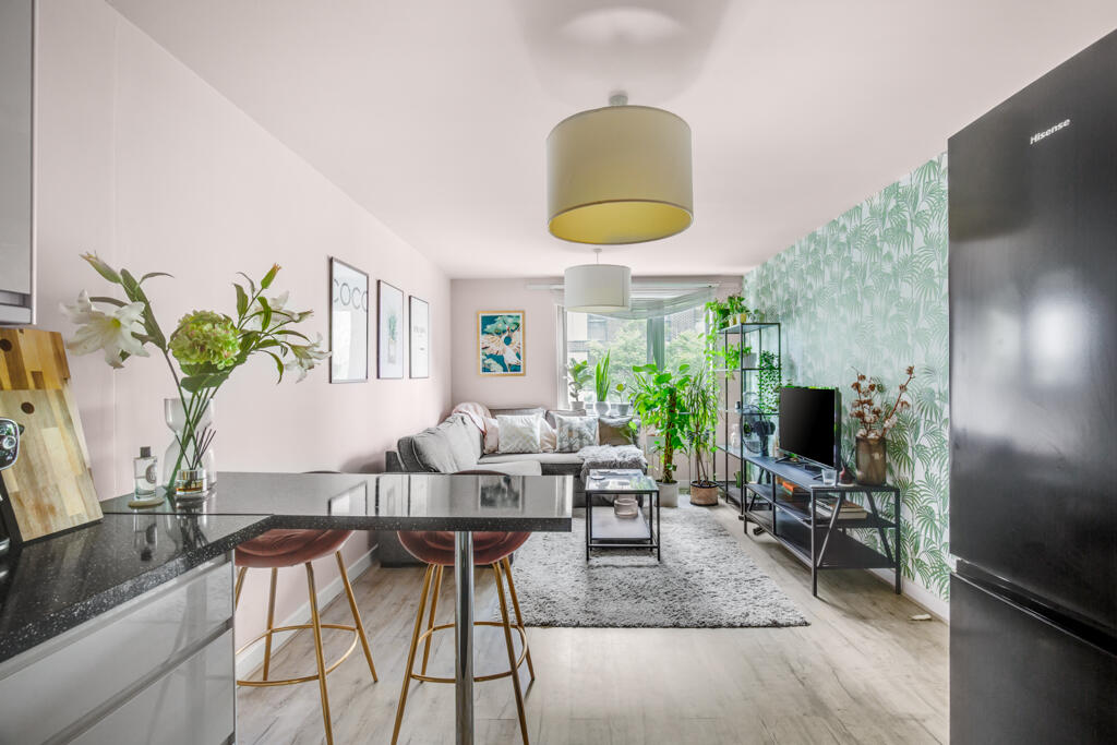 Main image of property: Victoria Road, London W3