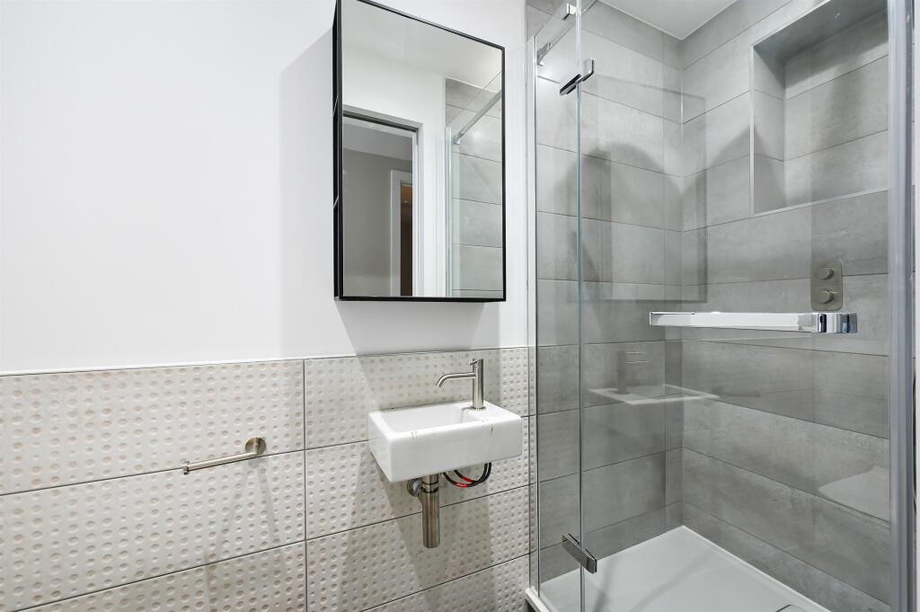 Apartment in London - View 4