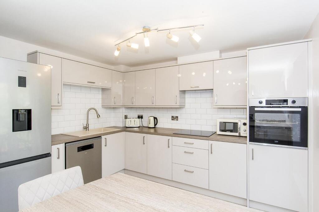 House in Leicester - View 2