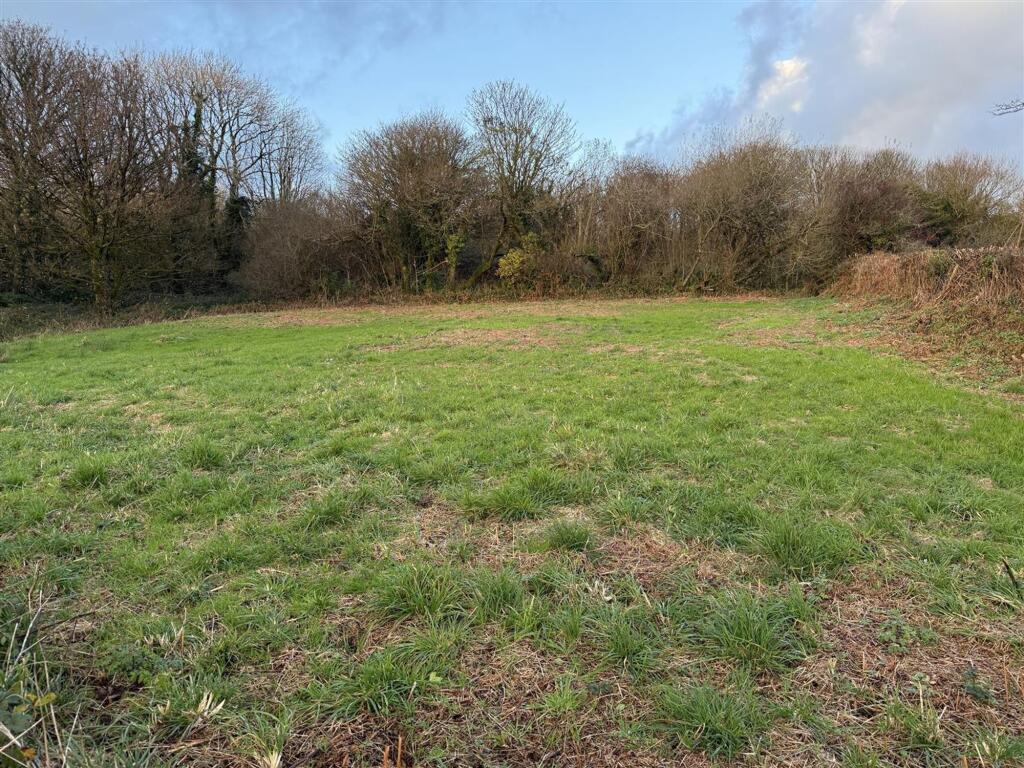 Main image of property: At New Holmus, Little Newcastle, SA62