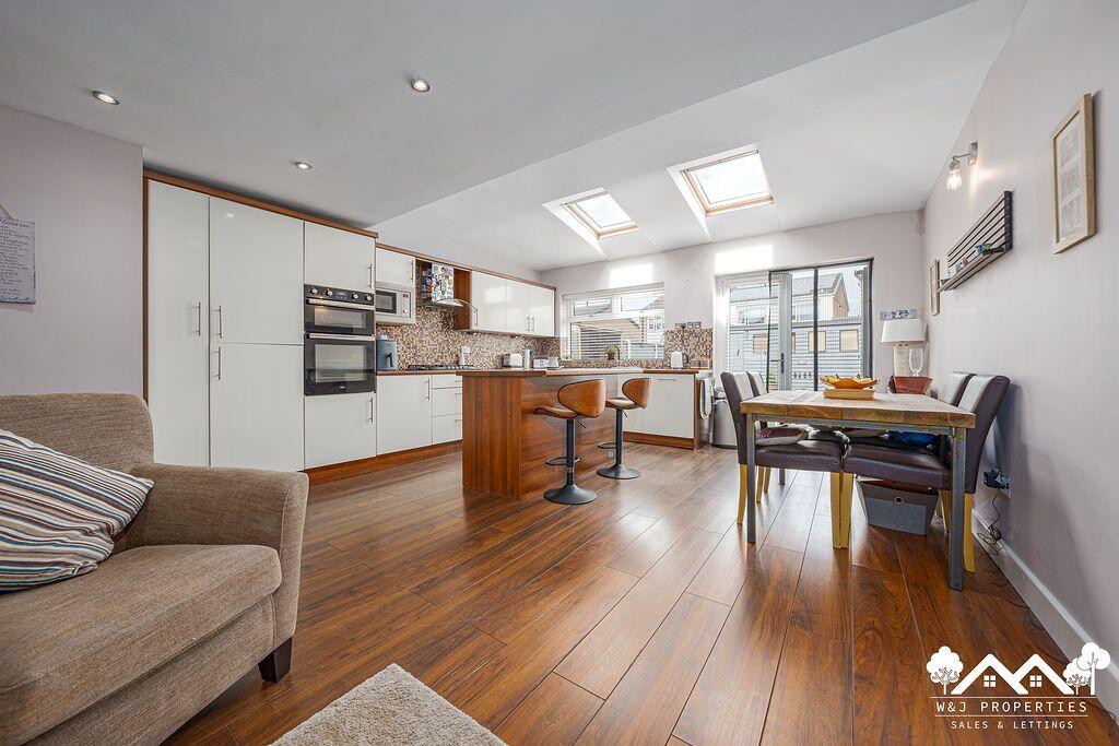 House in Knowsley, Liverpool City Region - View 2