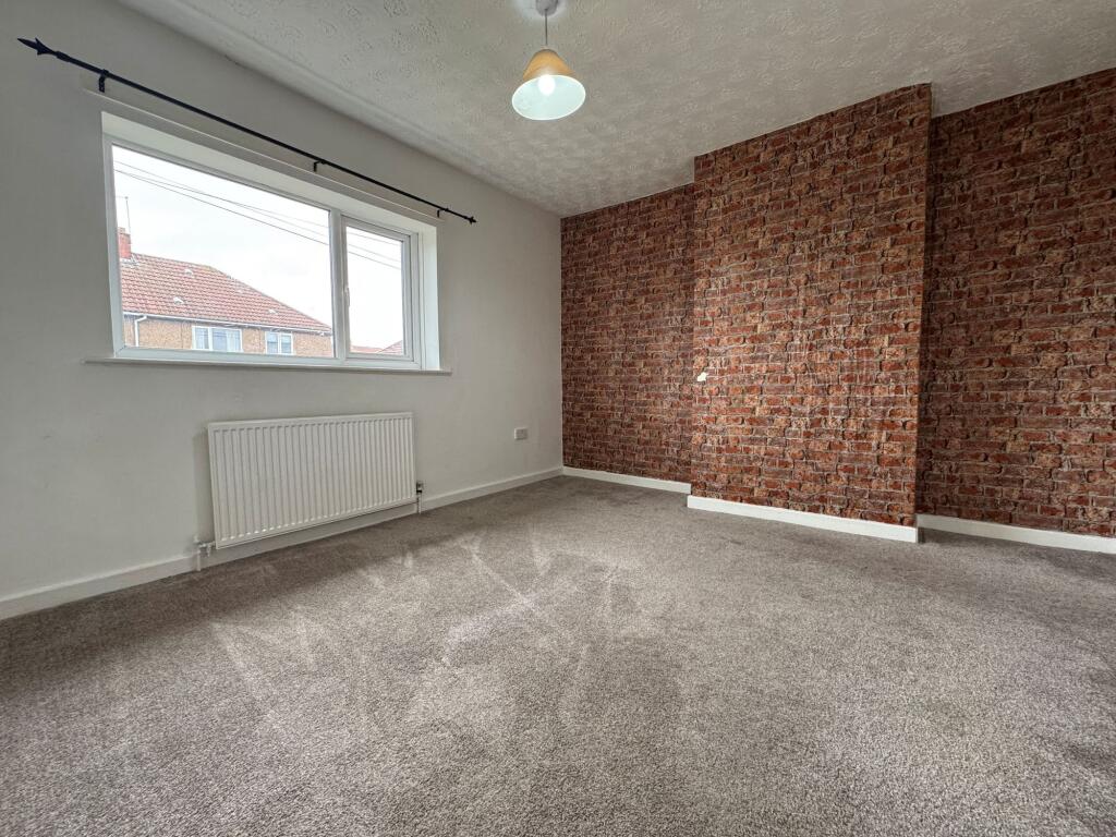 House in Wakefield, Shinwell, Upton and North Elmsall - View 4