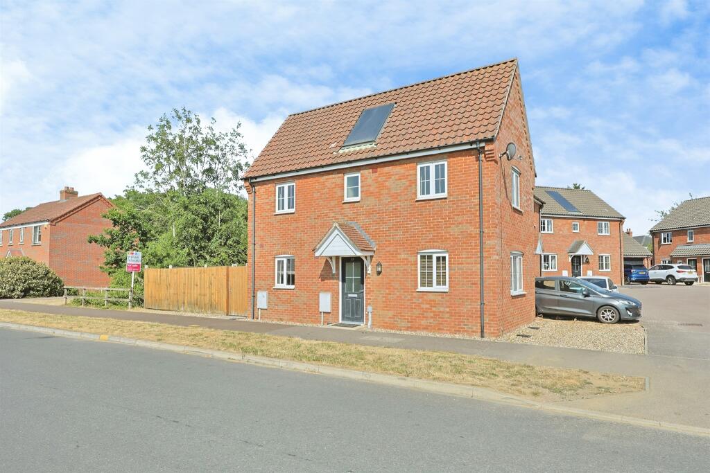 Main image of property: Carpenter Close, Wymondham