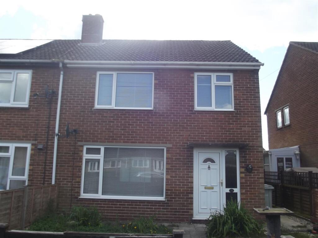 Main image of property: Curzon Estate, Tattershall