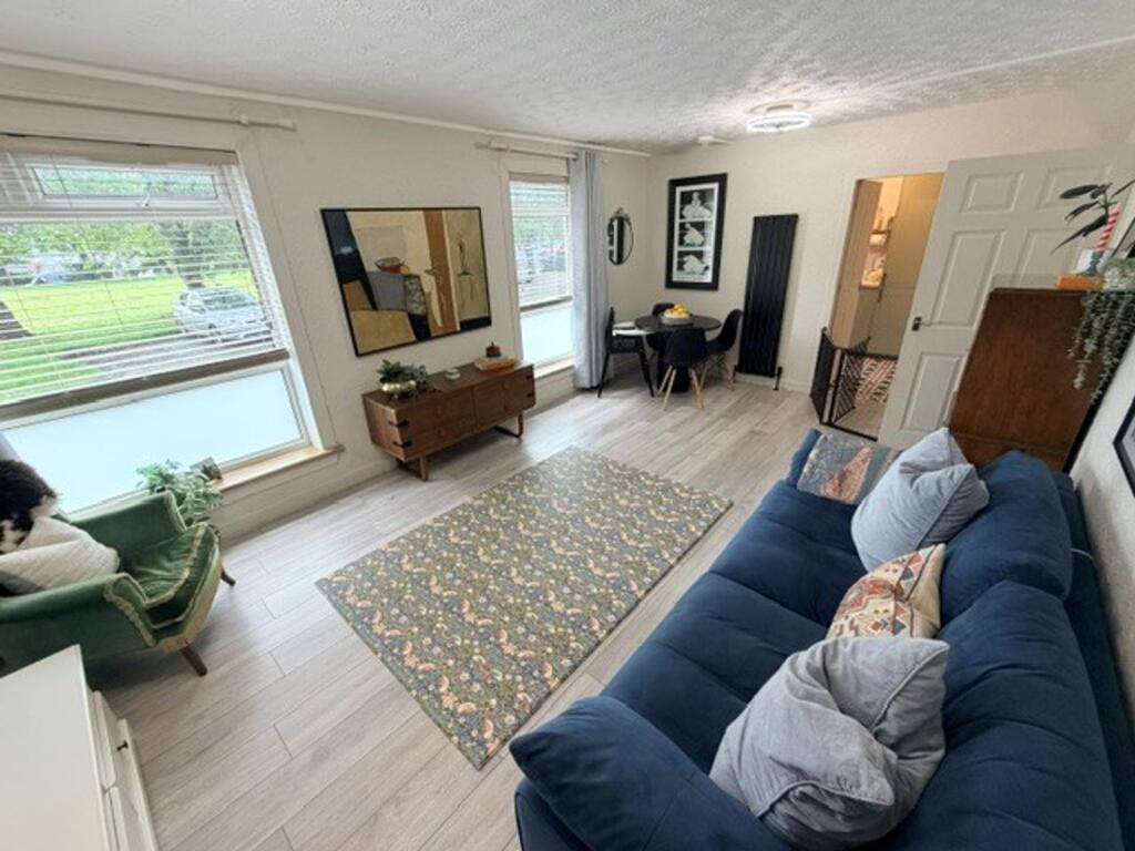 Apartment in Kirkcaldy, Fife - More