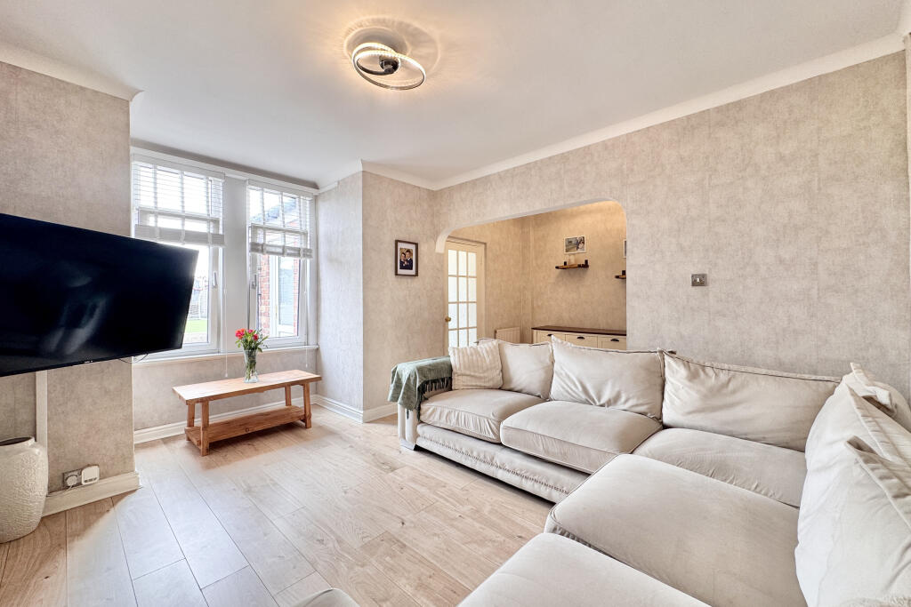 House in Barry, Gibbonsdown - More