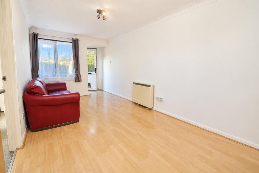 Apartment in Chelmsford, Boreham - View 4