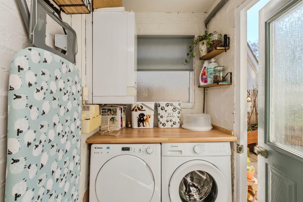 Uttoxeter Road, Kingstone, Uttoxeter - More