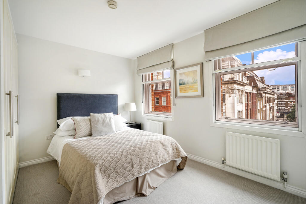 Apartment in London - View 5