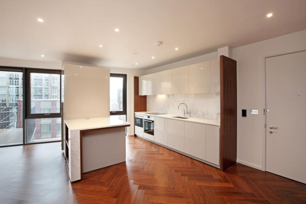 Apartment in London - View 5