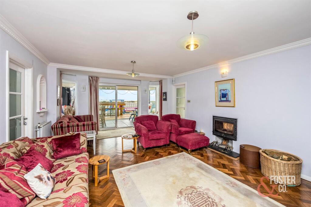 House in Shoreham-by-Sea, Shoreham Beach, Kingston Buci - View 4
