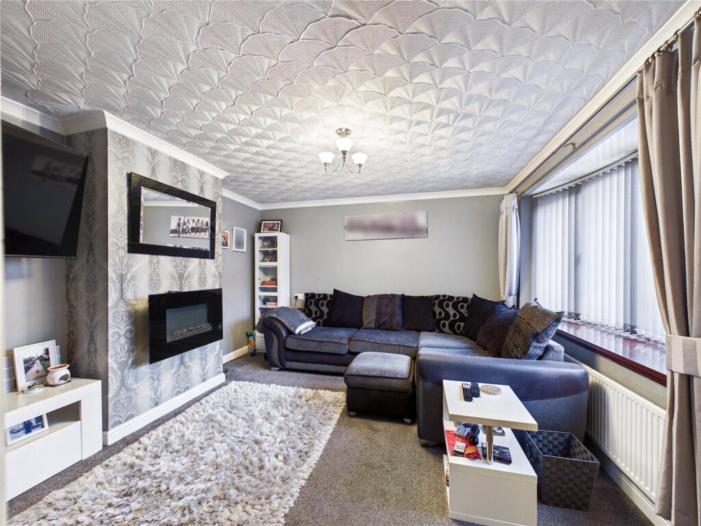 House in Ipswich, Chantry - View 2