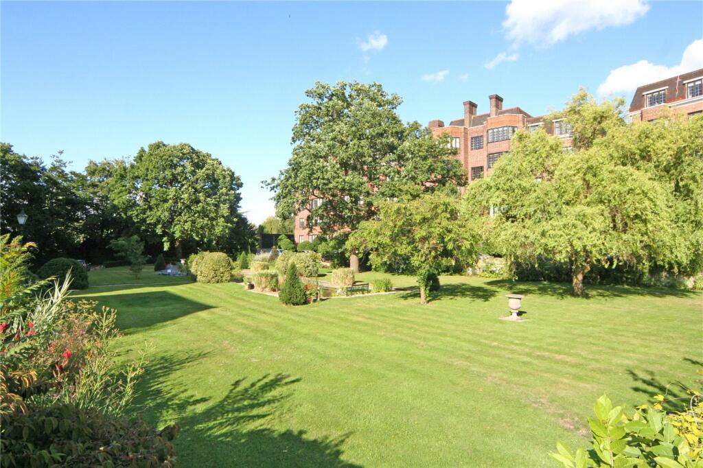 Bede House, Manor Fields, London, SW15 photo 2