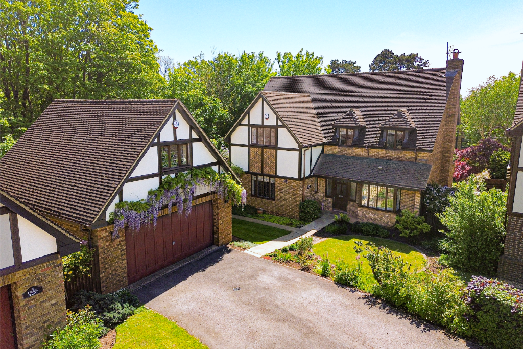 Main image of property: Ffordd Ffagan, St Mellons, Cardiff, CF3
