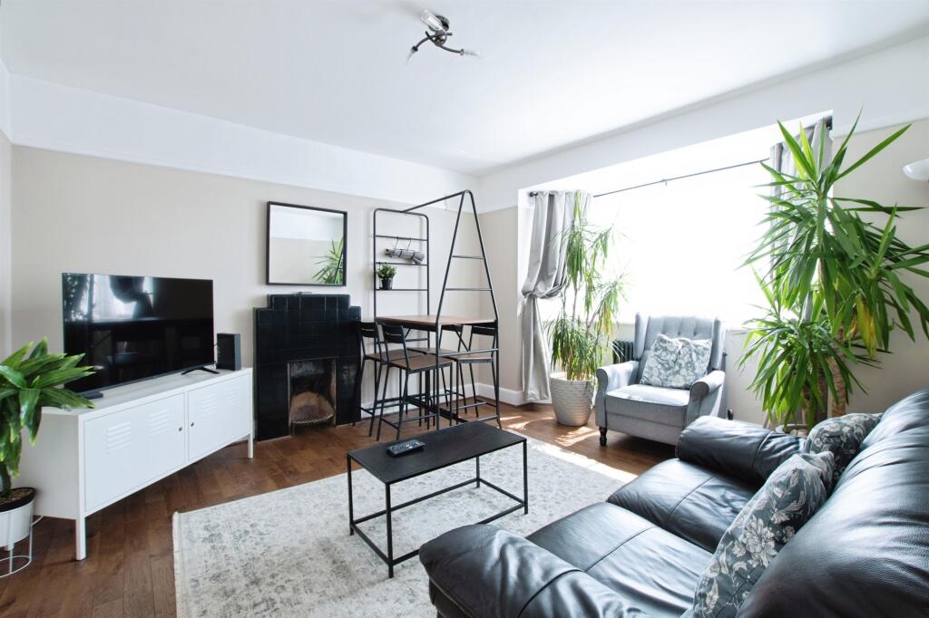 Apartment in Bournemouth - View 6