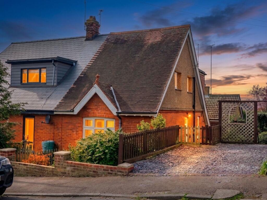 Main image of property: Crown Hill, Rayleigh, SS6