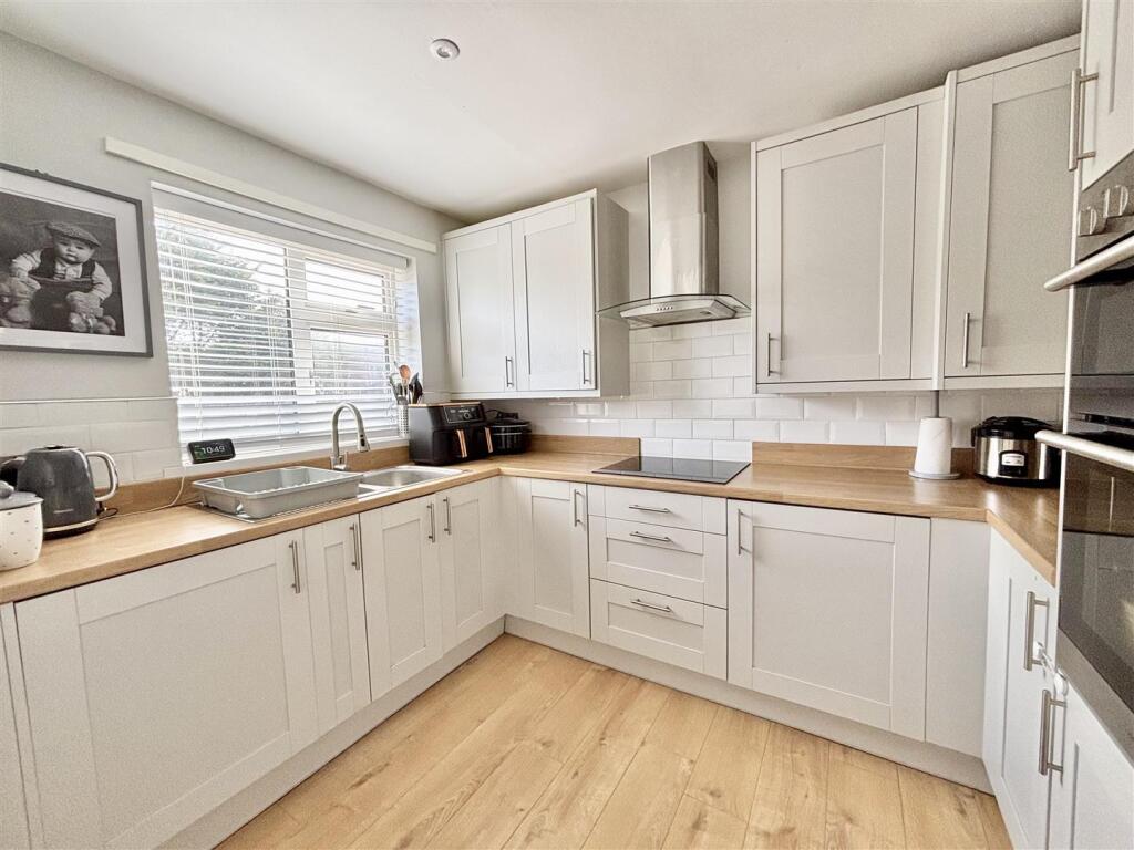 House in Poole, Hamworthy - View 3
