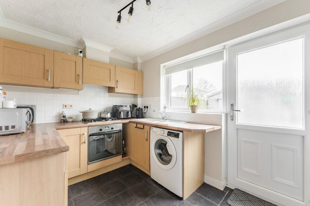 Martin Close, Carlton Colville photo 2