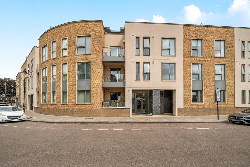 Main image of property: Scotland Green, London