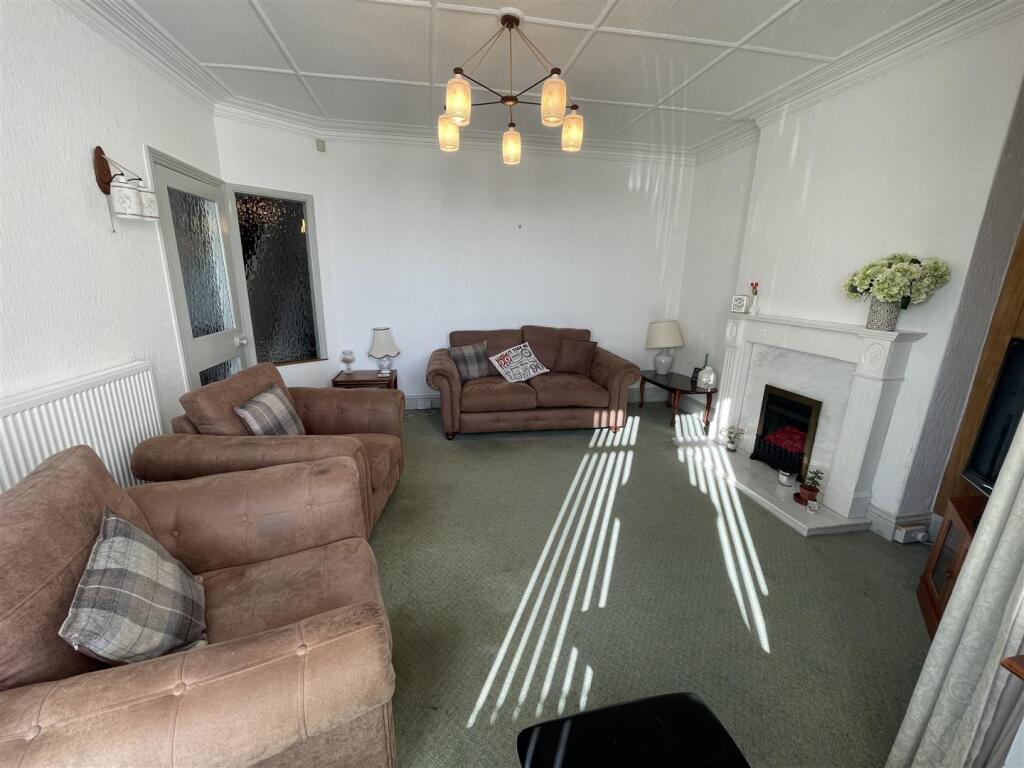 House in Durham - View 4