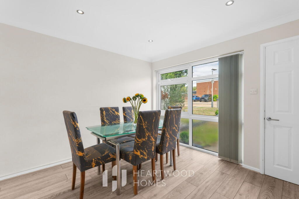House in St Albans - View 4