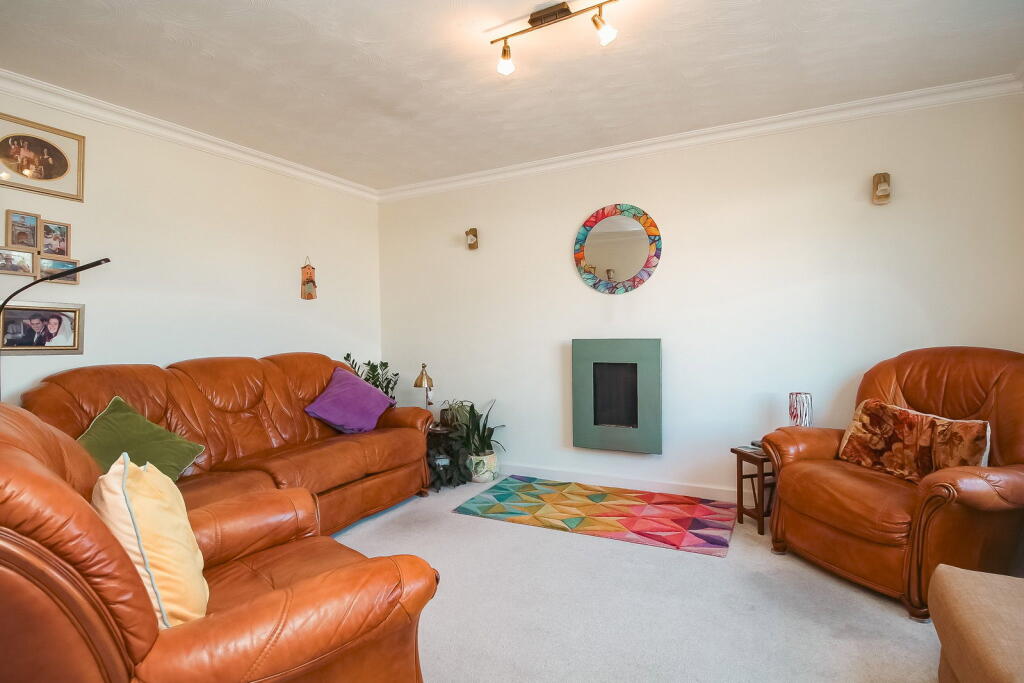 Northdown Drive, Bideford, EX39 3LW photo 4
