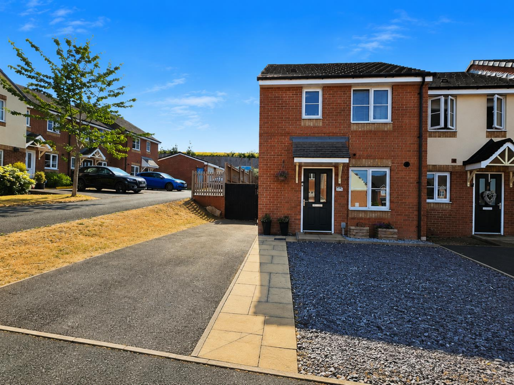 Main image of property: Knowles View, Talke, Stoke-On-Trent