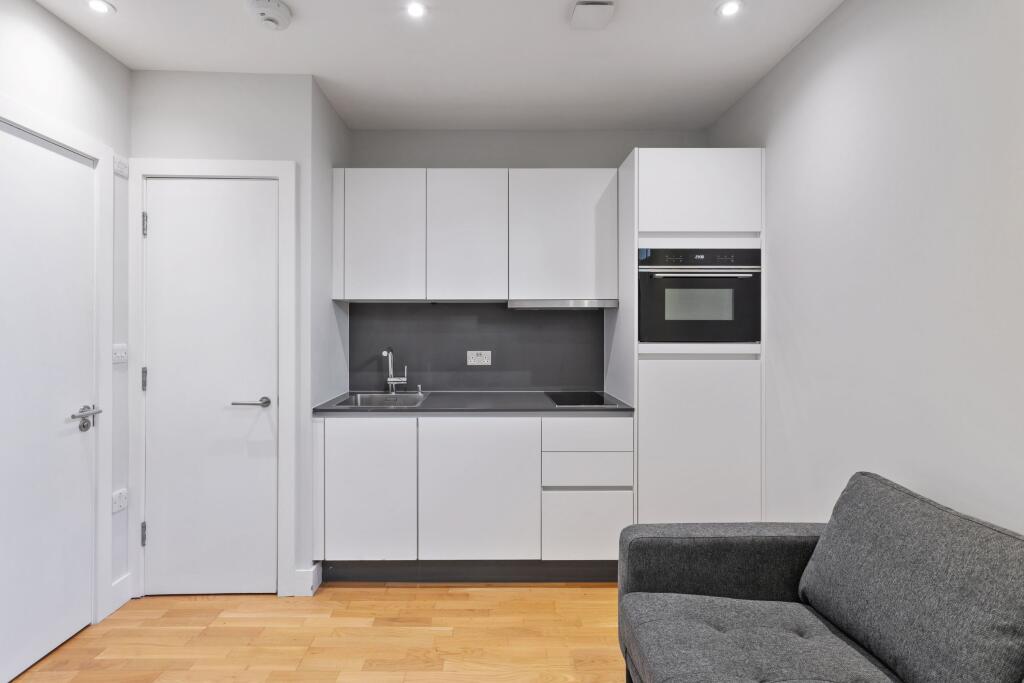 Main image of property: Flat 9A Gerard Court