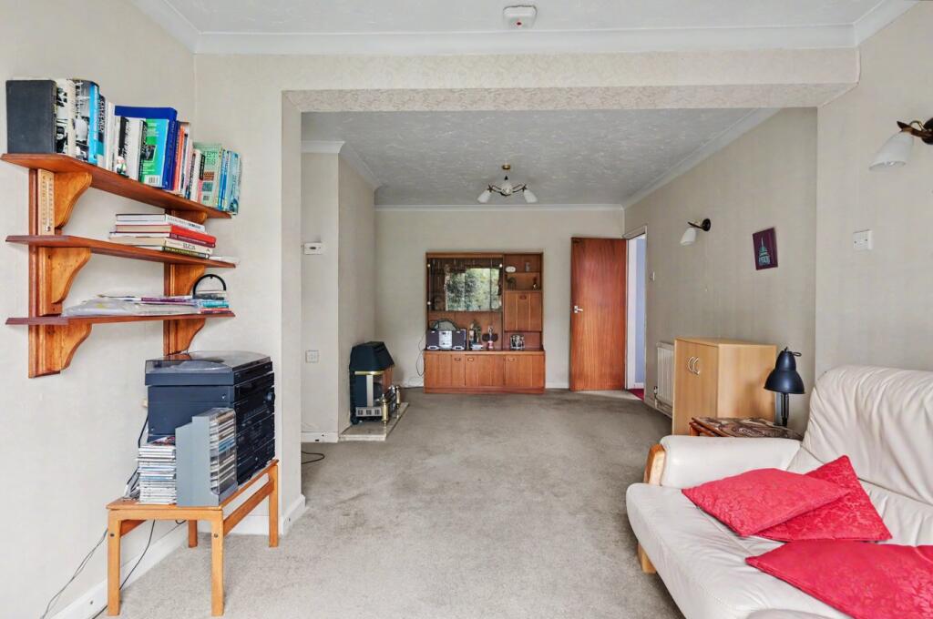 Westbourne Grove, Great Baddow, Chelmsford, CM2 photo 4