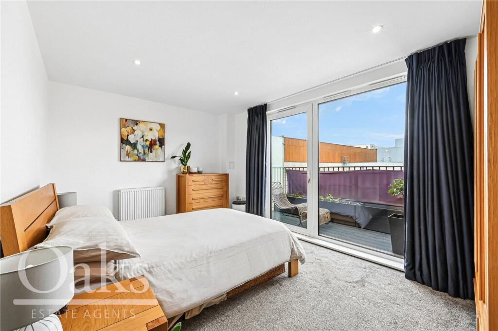 Apartment in London - View 5