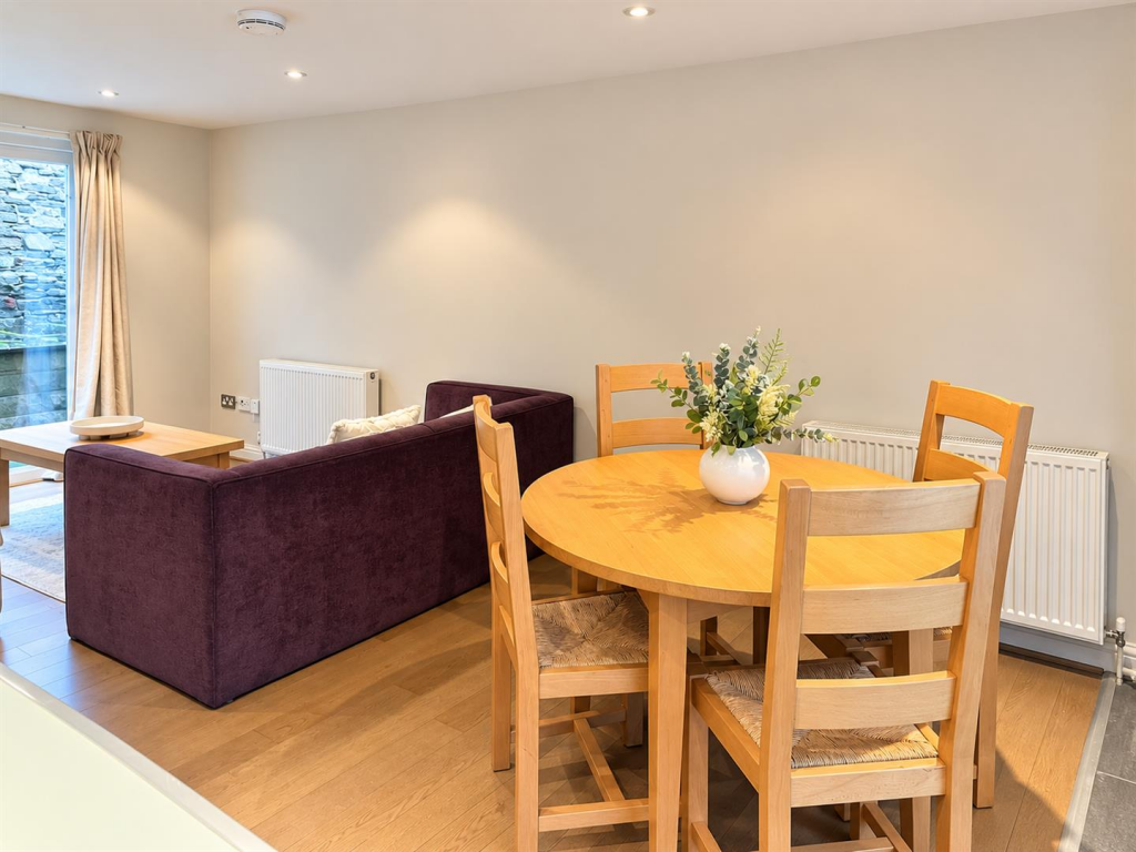 Apartment in Sheffield - View 4