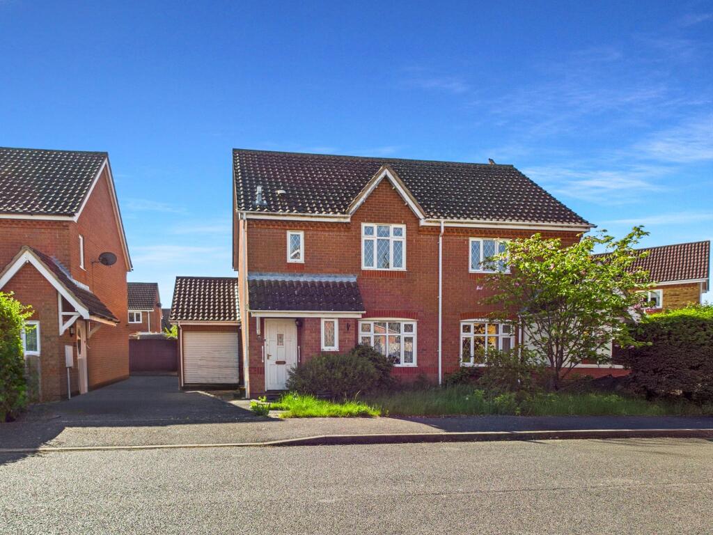Main image of property: Landcliffe Close, St Ives, Cambridgeshire.