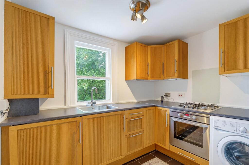Apartment in London - View 4