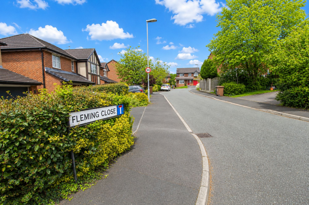 House in Rochdale, Hurstead - View 5