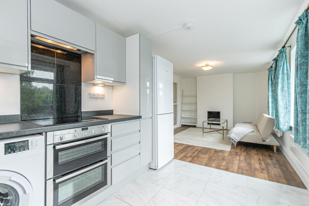 Main image of property: Spencer Avenue, Yarnton, Kidlington, OX5