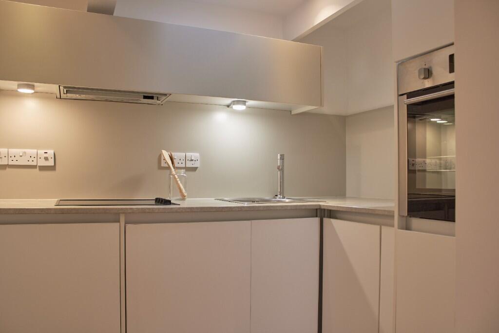 Additional image 4 of Ambry House, St. James's Parade, Bath, Somerset, BA1