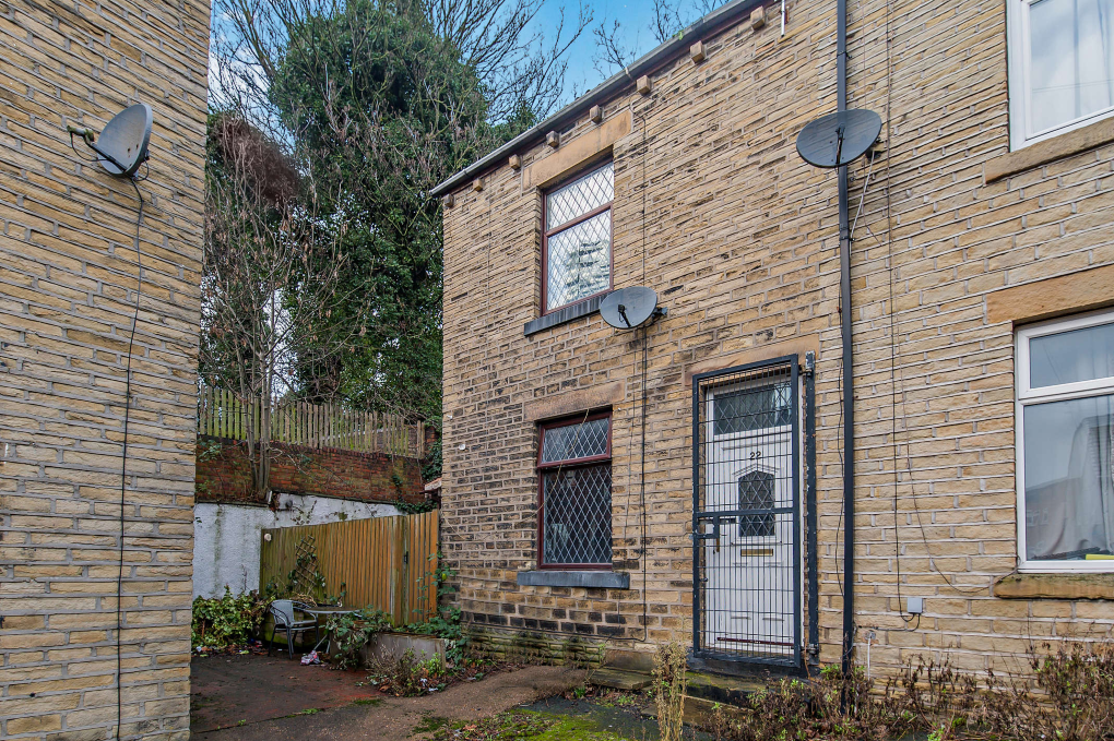 House in Dewsbury, Eightlands, Boothroyd
