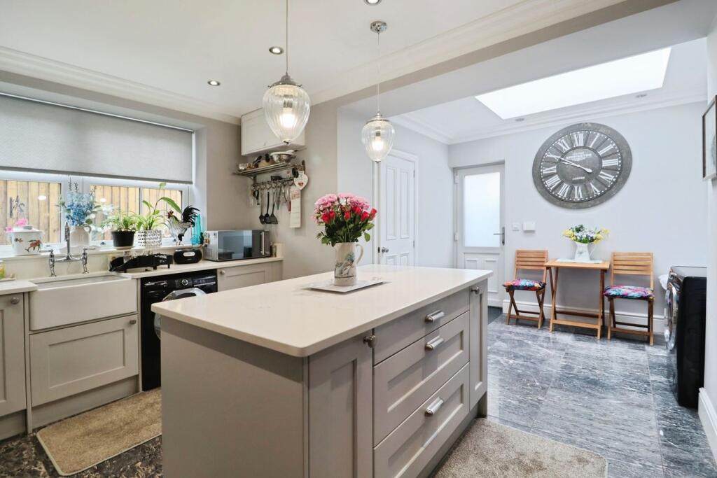 House in Pontypridd, Trallwn, Graigwen - View 6
