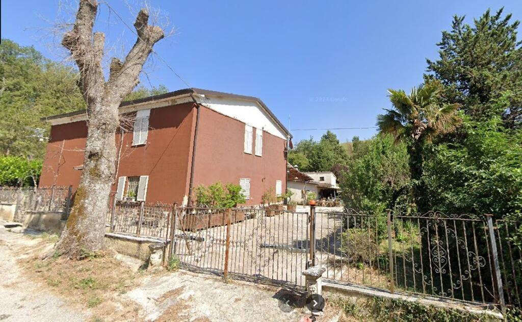 Main image of property: Le Marche, Macerata, Camporotondo Di Fiastrone