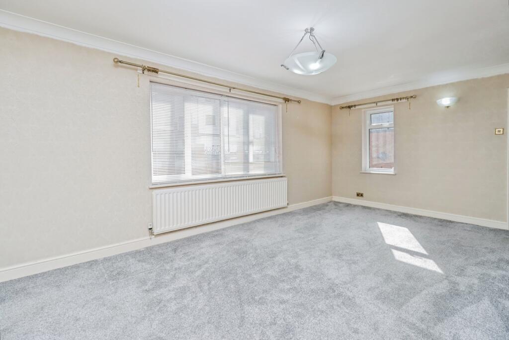 House in Stafford, Elford Heath, Eccleshall - More