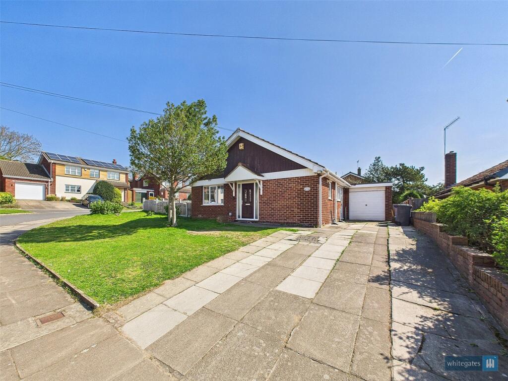 Main image of property: Dunniwood Avenue, Doncaster, South Yorkshire, DN4