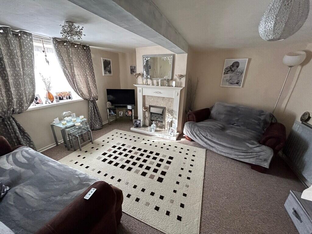 Spalding Road, Bourne photo 5