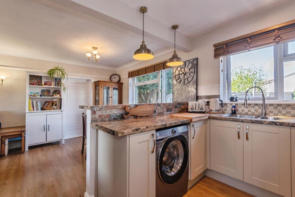 House in Taunton - View 2